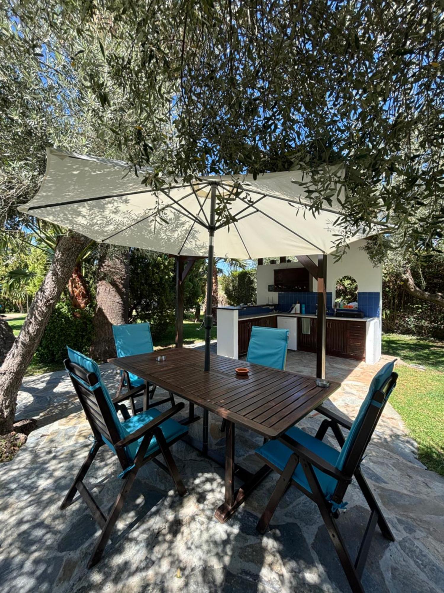 Country House With Pool And Big Garden Oropo Exterior foto